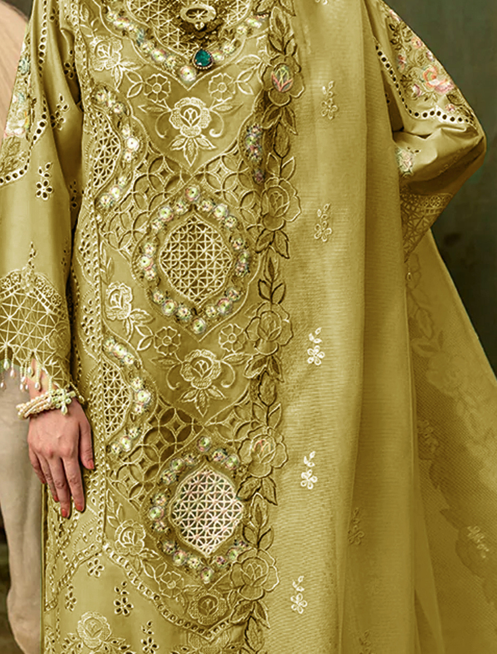 Elegant Winter Collection Viscose Dress with Dupatta : Code : 1428