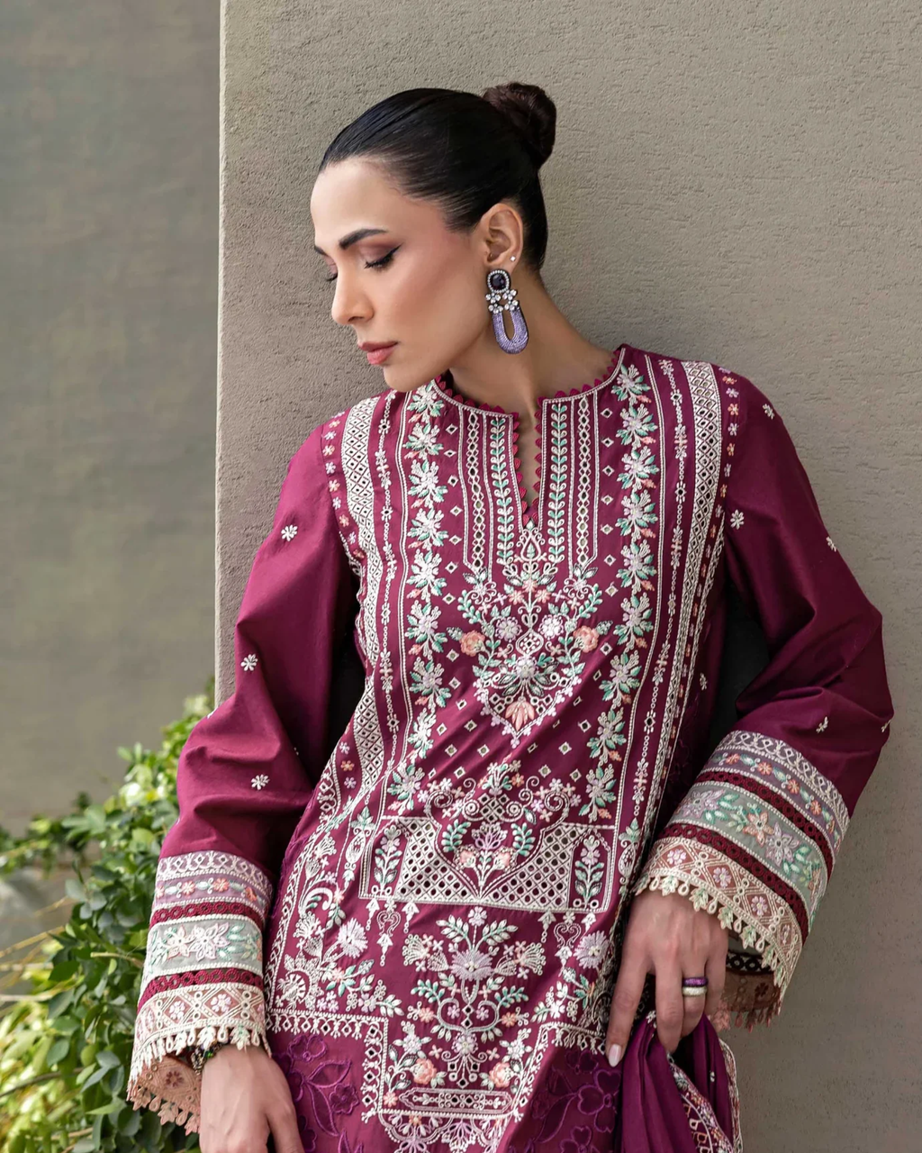 Dhanak Premium Embroidered 3-Piece With Shawl